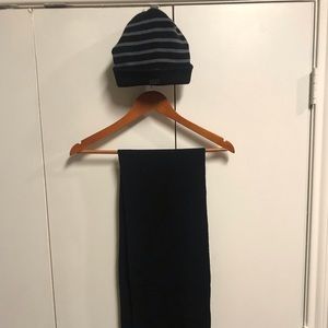 Levi’s beanie and scarf set nwot!